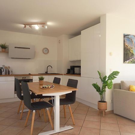 T2 De 56M2 - Geneve A 5 Min- Parking Prive Gratuit Apartment Saint-Julien-en-Genevois Ngoại thất bức ảnh